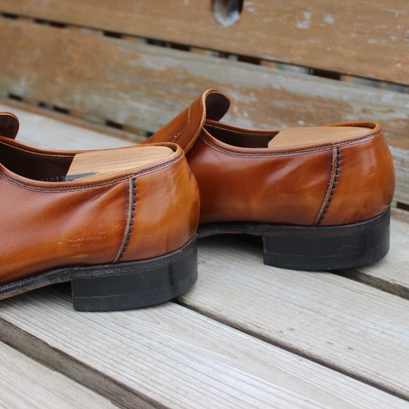 VTG 70s Tan Venetian Loafer, Burnished Calfskin - Picture 5 of 13